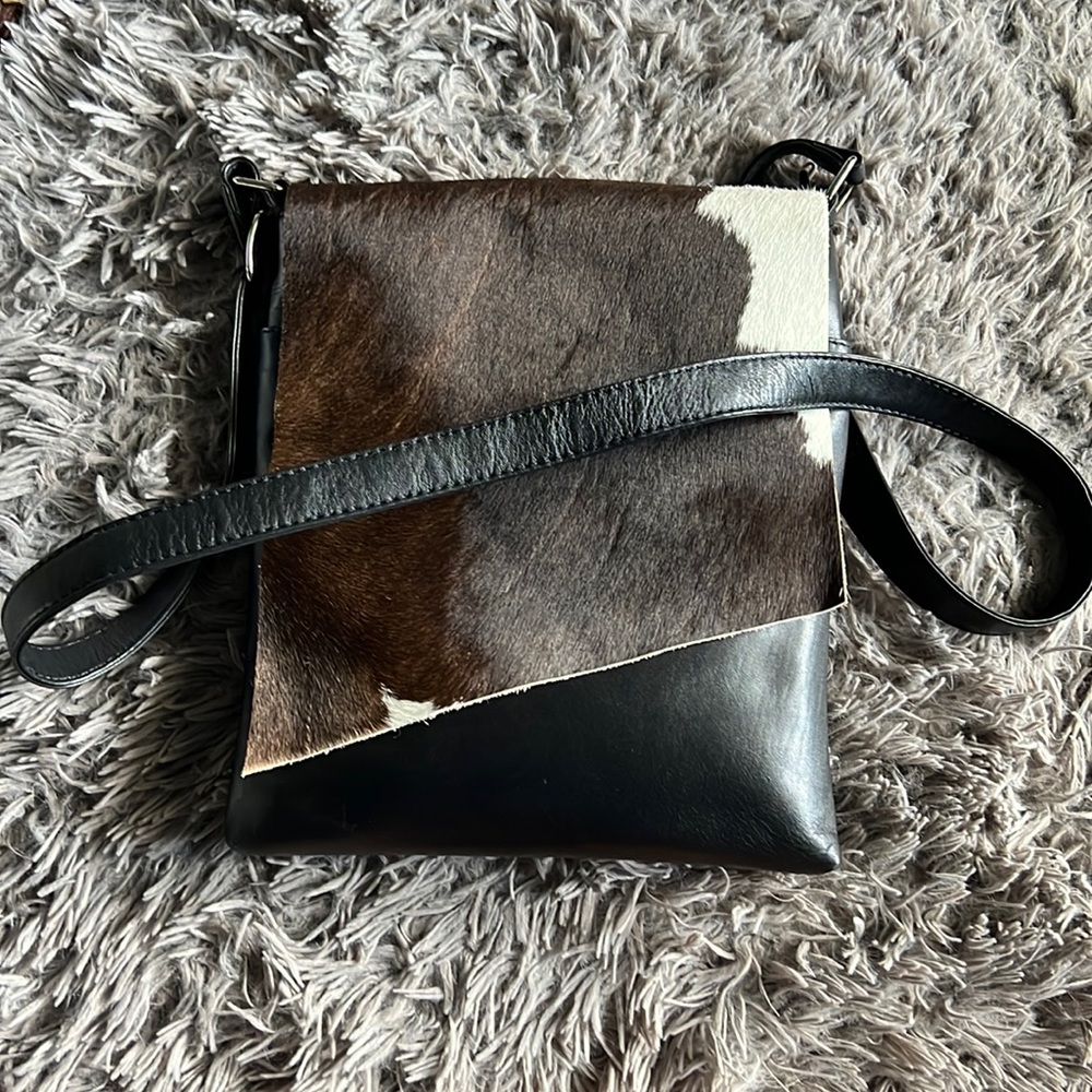 ILI New York leather cross body bag